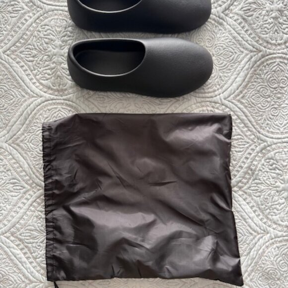 Yeezy Men's shoes SLPRS black size 8 - Picture 3 of 3